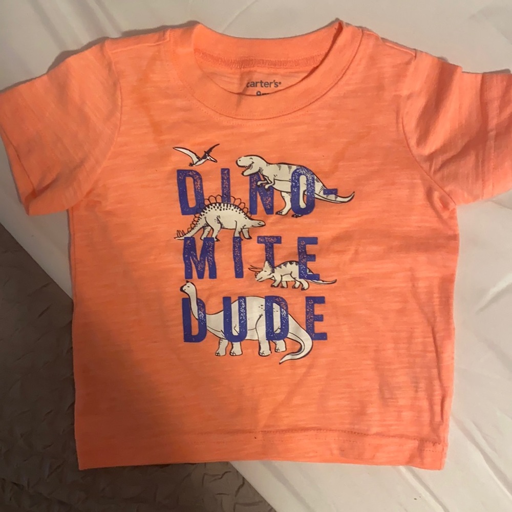 Boy short sleeve shirt.